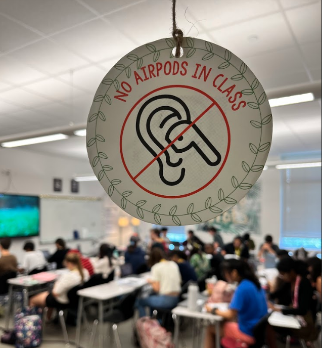 CVHS Teacher, Julea Brode, hangs No AirPods In Class sign for students to see when they walk in