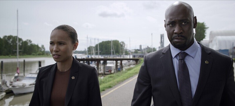 The Night Agent. (L to R) Fola Evans-Akingbola as Chelsea Arrington, D.B. Woodside as Erik in episode 107 of The Night Agent. Cr. Courtesy of Netflix © 2023