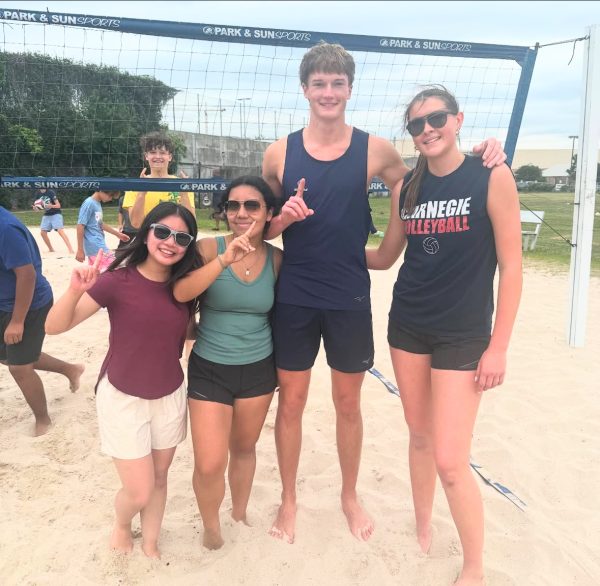 The winning team of the tournament
(Chloe Tran, Sarah Ramos, Max Phillip, Quinn Hickman)