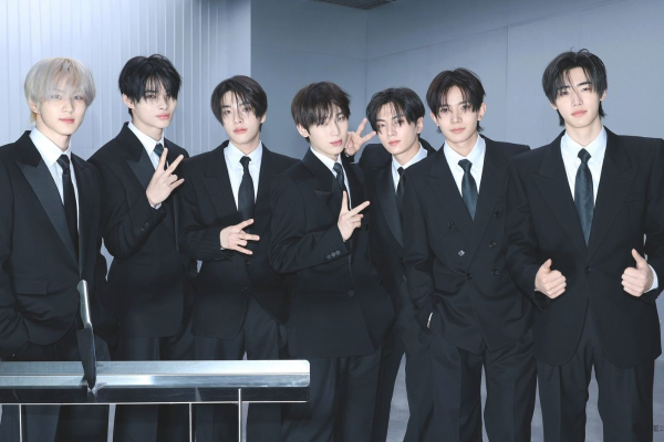 ENHYPEN's concept photo from their "DESIRE: UNLEASH" photo shoot. (credits: WEVERSE)